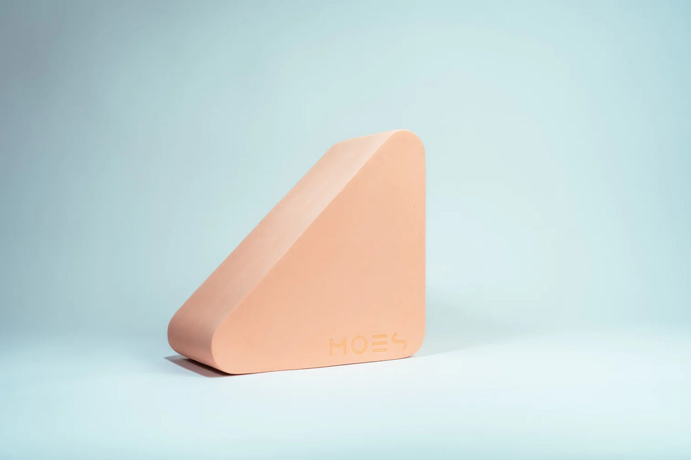 Moes | Speelgoed | Play Block Triangle - Salmon Pink